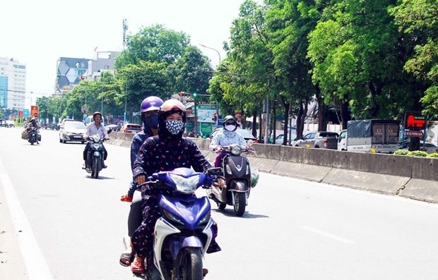 undefined 2330 2006 nang nong