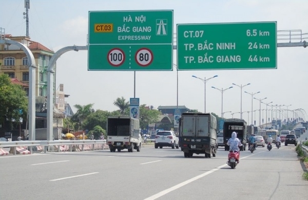 Bộ GTVT bác đề xuất làm đường gom trên tuyến BOT Hà Nội-Bắc Giang lam duong gom tren tuyen bot ha noi bac giang la khong kha thi