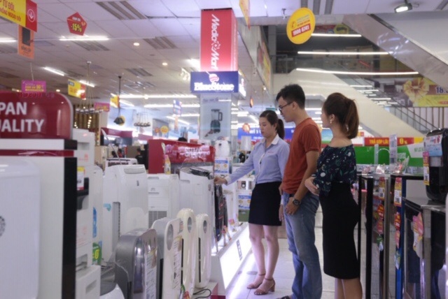 Ô nhiễm ở Hà Nội: Doanh số bán máy lọc không khí tăng 200% o nhiem o ha noi doanh so ban may loc khong khi tang 200