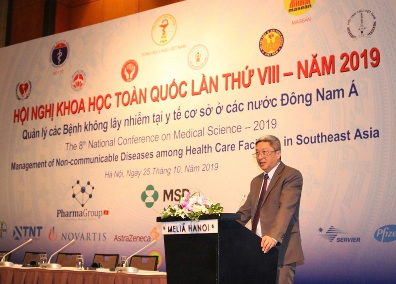 Chế độ dinh dưỡng là một trong những yếu tố quan trọng ảnh hưởng đến các bệnh không lây nhiễm che do dinh duong la mot trong nhung yeu to quan trong anh huong den cac benh khong lay nhiem