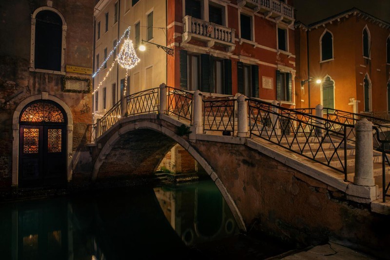 Stunning Venetian Nights Captured by Vietnamese Photographer Stunning Venetian Nights Captured by Vietnamese Photographer