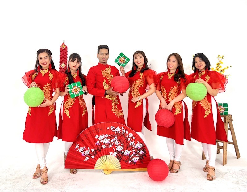 Expats Groove to the Rhythm of Tet Celebration Expats Groove to the Rhythm of Tet Celebration