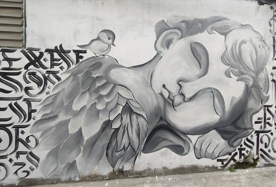Hai Phong Artists Raise Holiday Spirit with Colorful Fresco Alley Hai Phong Artists Raise Holiday Spirit with Colorful Fresco Alley