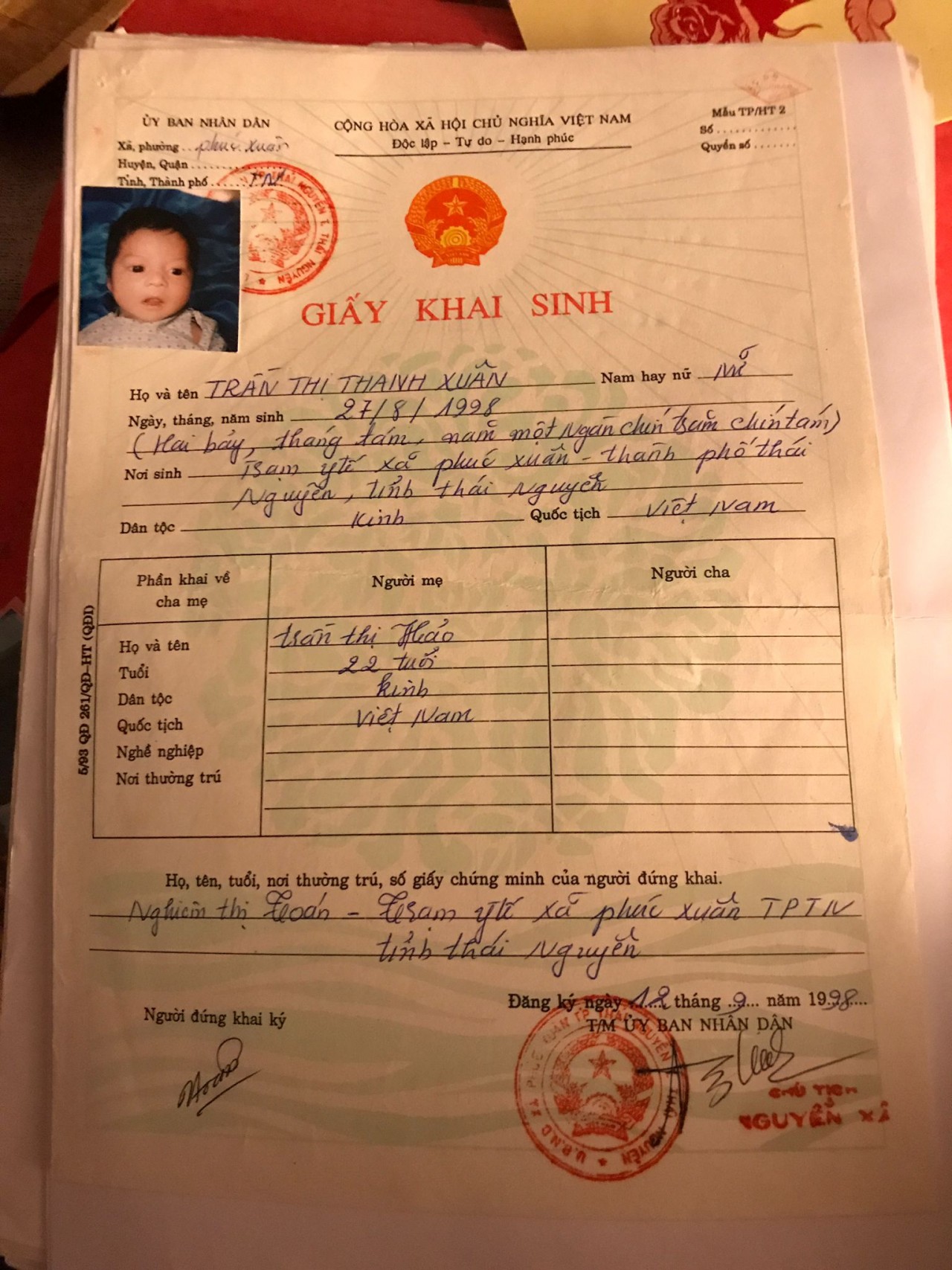 The Touching Story of French - Viet Cushing's Survivor Looking for Vietnamese Mother The Touching Story of French - Viet Cushing's Survivor Looking for Vietnamese Mother