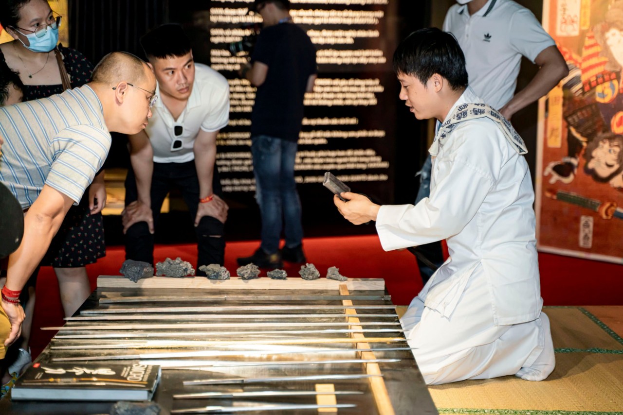 Antique Samurai Sword Exhibition Brings World-class Craftsmanship to Vietnam Antique Samurai Sword Exhibition Brings World-class Craftsmanship to Vietnam