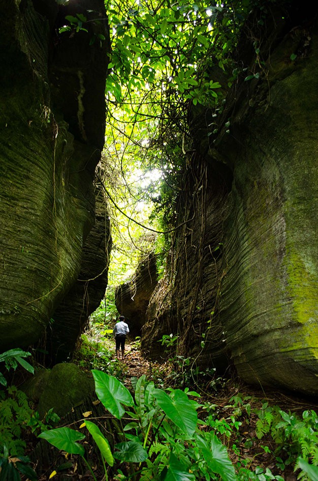 Where to Visit in Quang Nam: Doi Cave Tien An - A Time Travel Beauty Where to Visit in Quang Nam: Doi Cave Tien An - A Time Travel Beauty