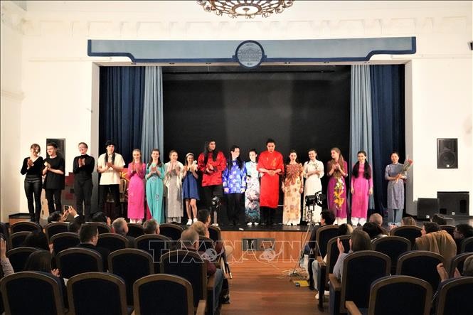 Vietnamese Expats and Friends Celebrate 'Vietnam Day' in Moscow Vietnamese Expats and Friends Celebrate 'Vietnam Day' in Moscow