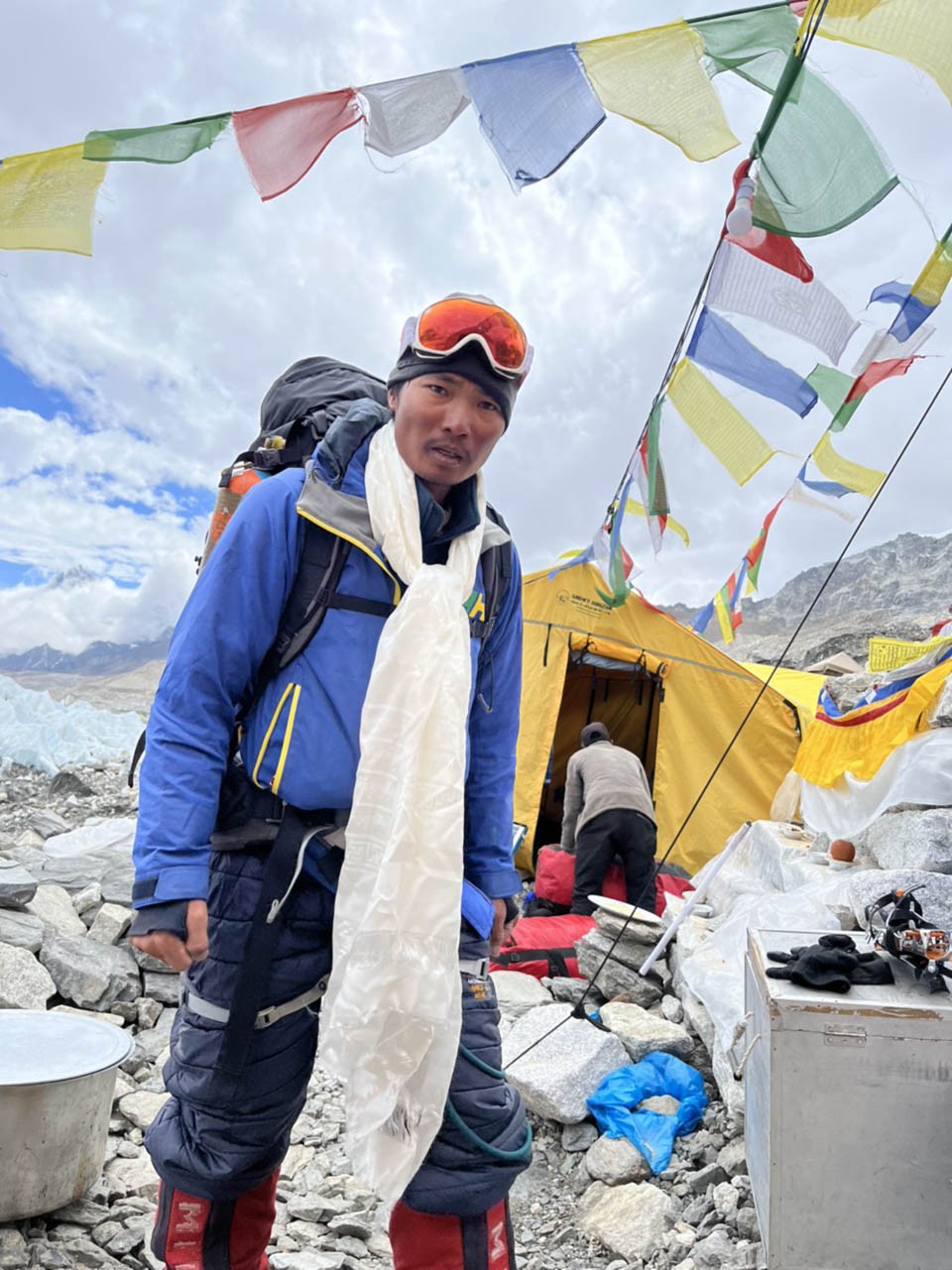 Phan Thanh Nhien : The First Vietnamese to Scale Everest Twice Phan Thanh Nhien : The First Vietnamese to Scale Everest Twice