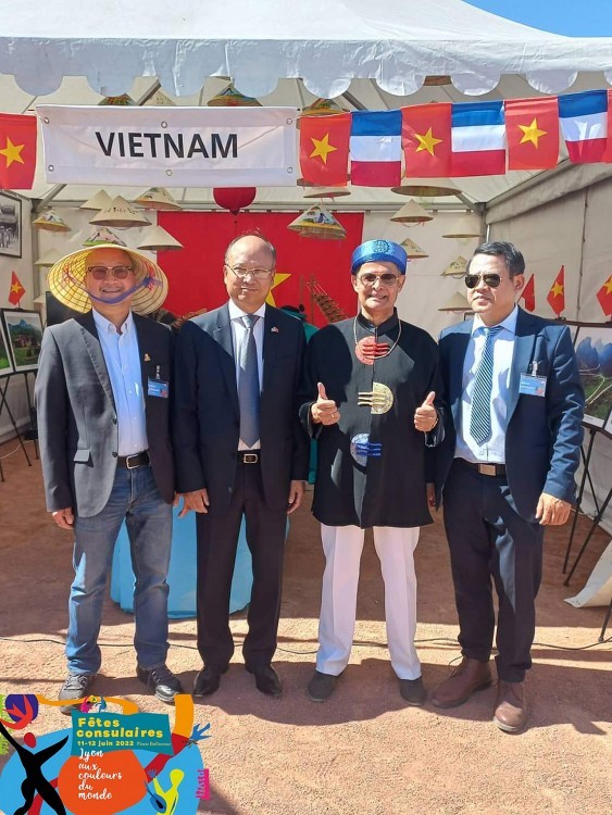 French-Vietnamese Artist Spend A Lifetime to Pay Tribute to Vietnam French-Vietnamese Artist Spend A Lifetime to Pay Tribute to Vietnam