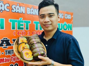 Khmer Entrepreneur Treasures Heritage with Five-color Tet Cake