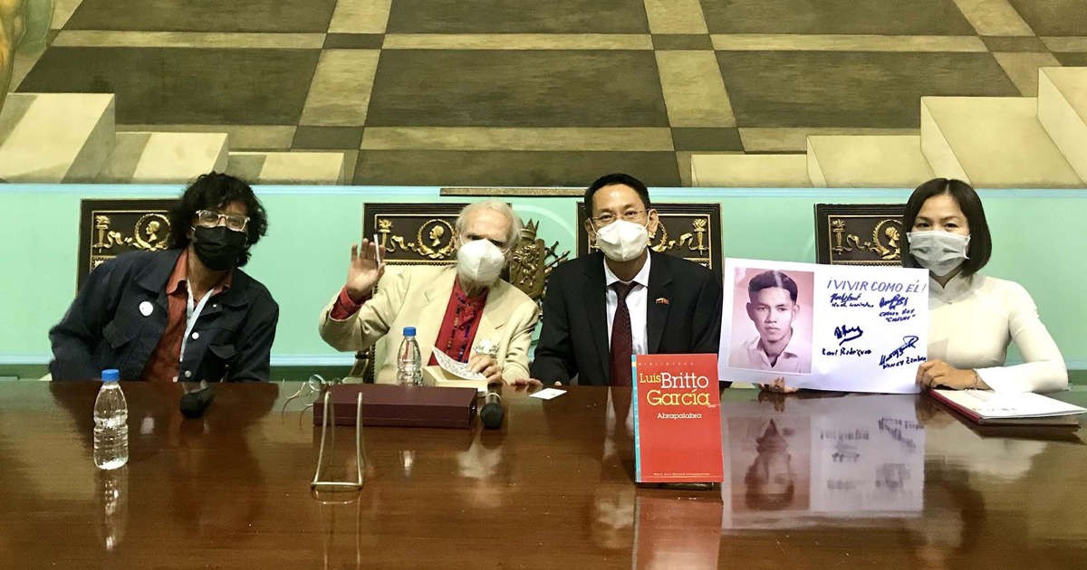 Venezuelan Writer & Presidental Adviser: Venezuelan Writer & Presidental Adviser: