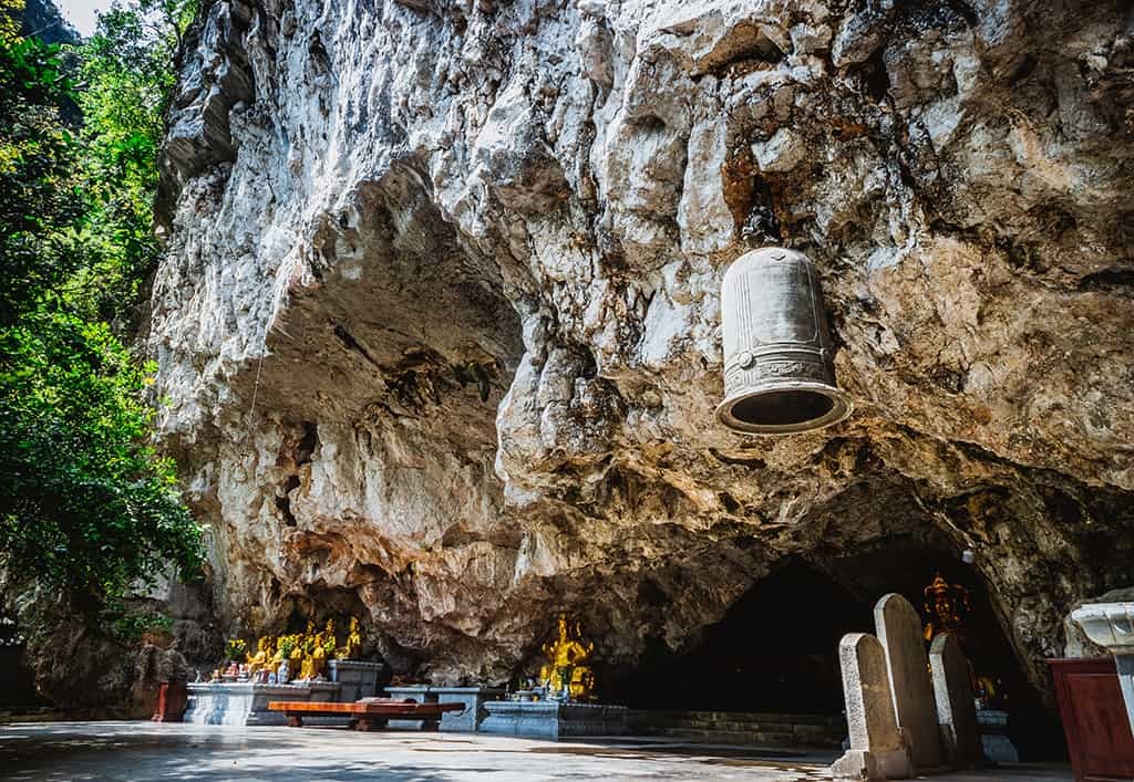 Discovering Magnificent Oasis of Vietnam's Ancient Capital Discovering Magnificent Oasis of Vietnam's Ancient Capital