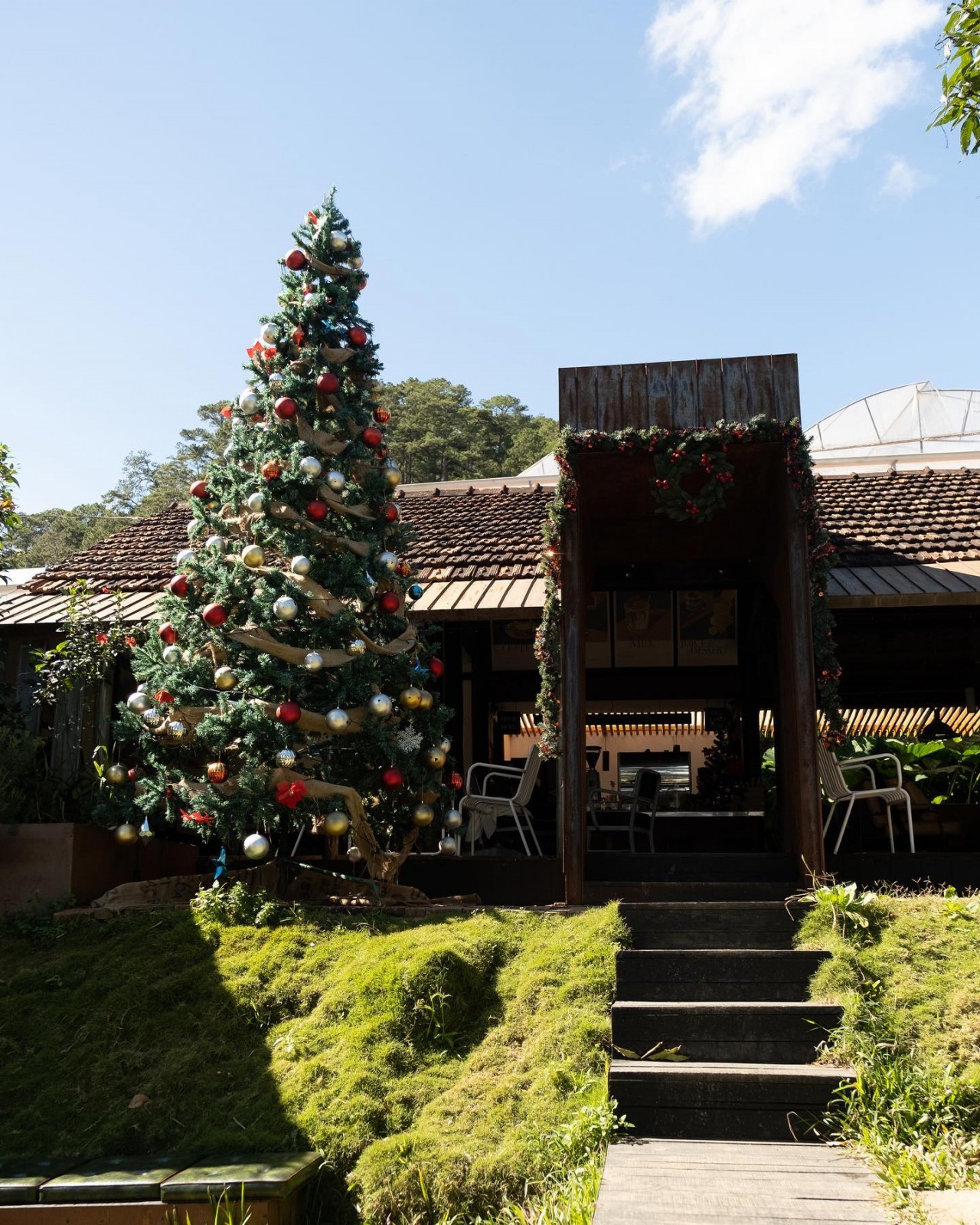 Da Lat All-in-One Cafés and Restaurants to Feel Four Season in One Day Da Lat All-in-One Cafés and Restaurants to Feel Four Season in One Day