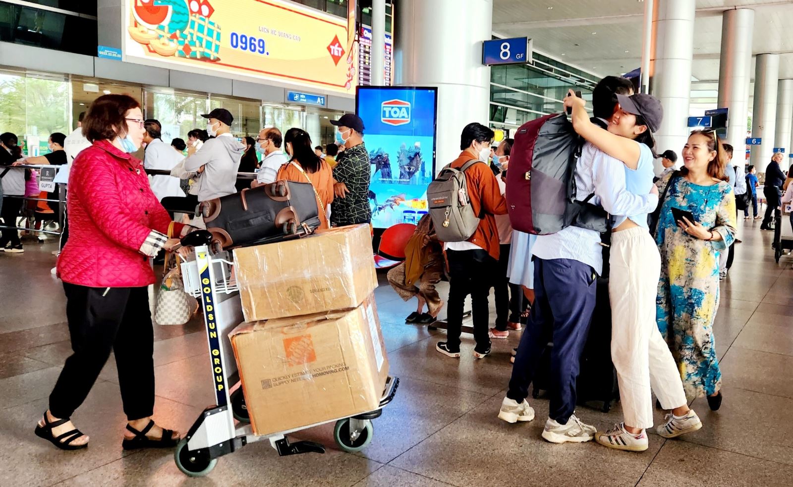 TP Hồ Chí Minh: Nhộn nhịp Việt kiều về quê đón Tết Nguyên đán 2023 Chú thích ảnh