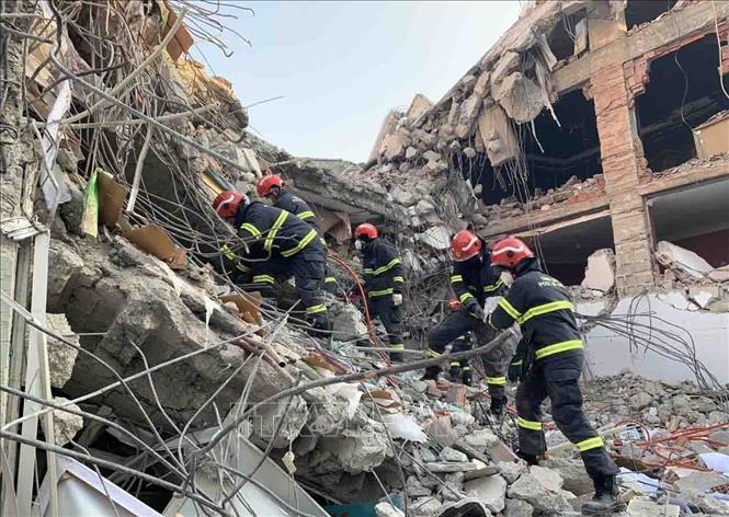 Động đất ở Thổ Nhĩ Kỳ và Syria: Việt Nam sẵn sàng triển khai bảo hộ công dân khi cần thiết Chú thích ảnh