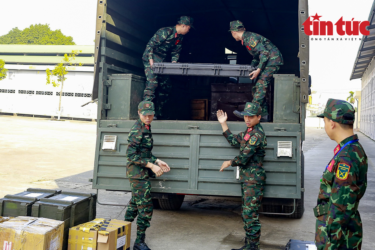 Cận cảnh trang bị cứu hộ đặc biệt của Công binh Việt Nam mang tới Thổ Nhĩ Kỳ Chú thích ảnh