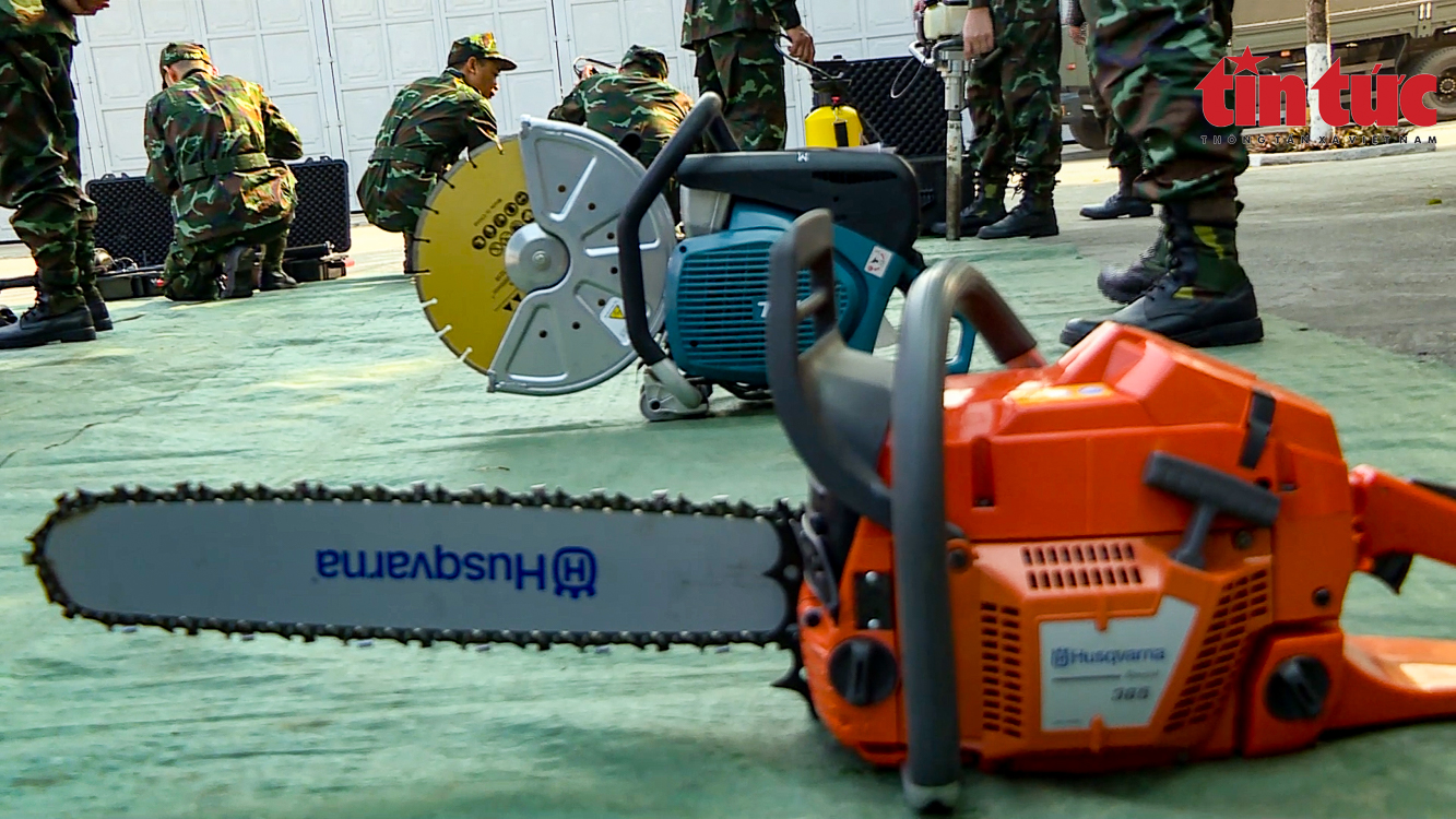 Cận cảnh trang bị cứu hộ đặc biệt của Công binh Việt Nam mang tới Thổ Nhĩ Kỳ Chú thích ảnh