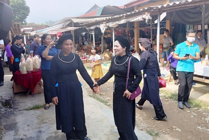 Lượn cọi, nét văn hóa đặc sắc của người Tày Pác Nặm Lượn cọi, nét văn hóa đặc sắc của người Tày Pác Nặm ảnh 2