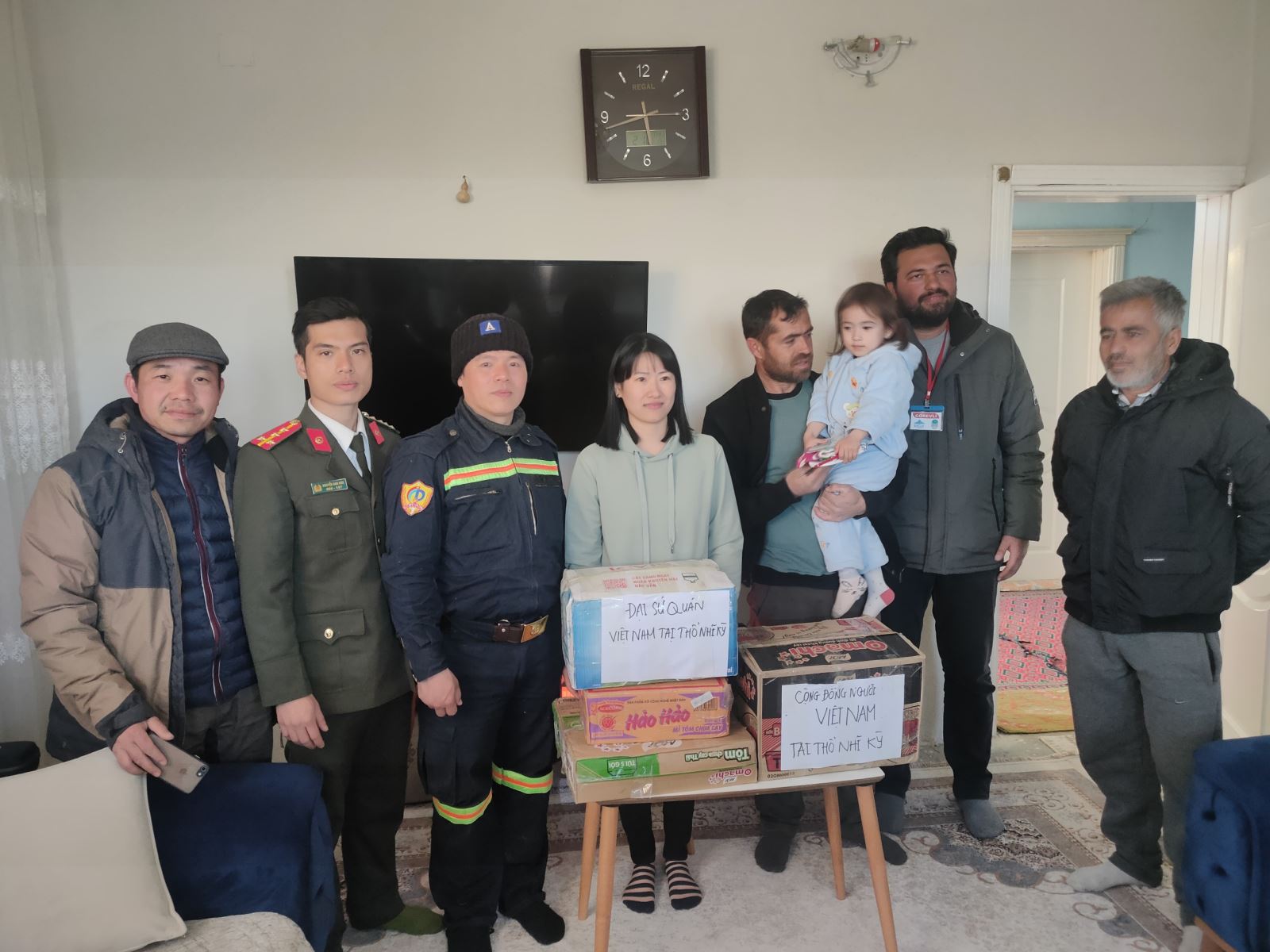 Những câu chuyện xúc động của đoàn Chú thích ảnh