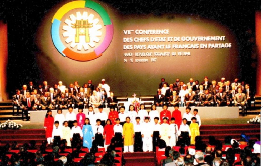 Hội nghị cấp cao Pháp ngữ năm 1997 là Hội nghị thượng đỉnh quốc tế đa phương đầu tiên tổ chức tại Việt Nam. Ảnh: TTXVN Hội nghị cấp cao Pháp ngữ năm 1997 là Hội nghị thượng đỉnh quốc tế đa phương đầu tiên tổ chức tại Việt Nam. Ảnh: TTXVN
