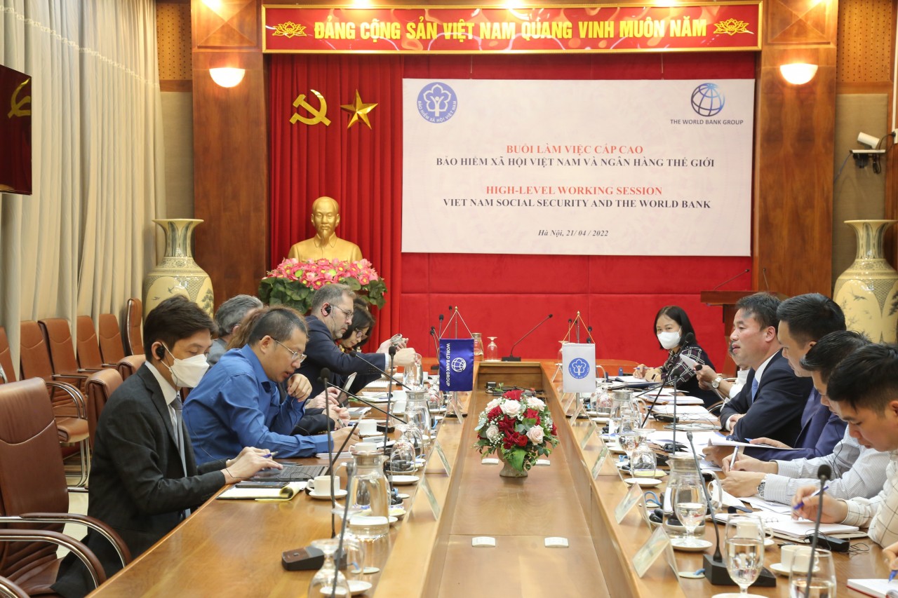 Quang cảnh buổi làm việc. Ảnh: Cổng TTĐT BHXH Việt Nam