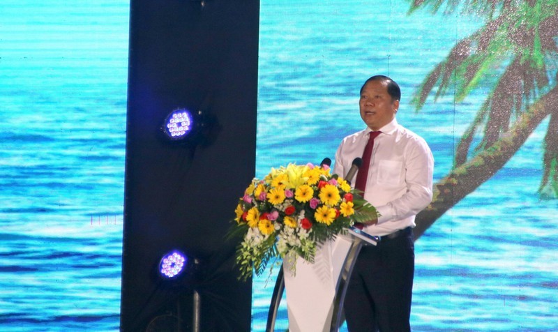 Chủ tịch UBND tỉnh Nguyễn Phi Long phát biểu khai mạc. Chủ tịch UBND tỉnh Nguyễn Phi Long phát biểu khai mạc.