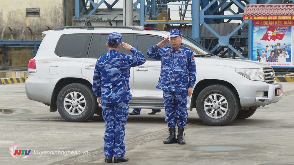 Ra quân thực hiện tuần tra liên hợp chung giữa Việt Nam - Trung Quốc Thiếu tướng Lê Quang Đạo, Tư lệnh Cảnh sát biển Việt Nam chủ trì buổi lễ xuất quân