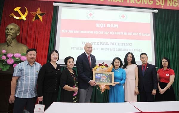 Hội Chữ thập đỏ Việt Nam - Canada trao đổi, thống nhất nhiều nội dung hợp tác