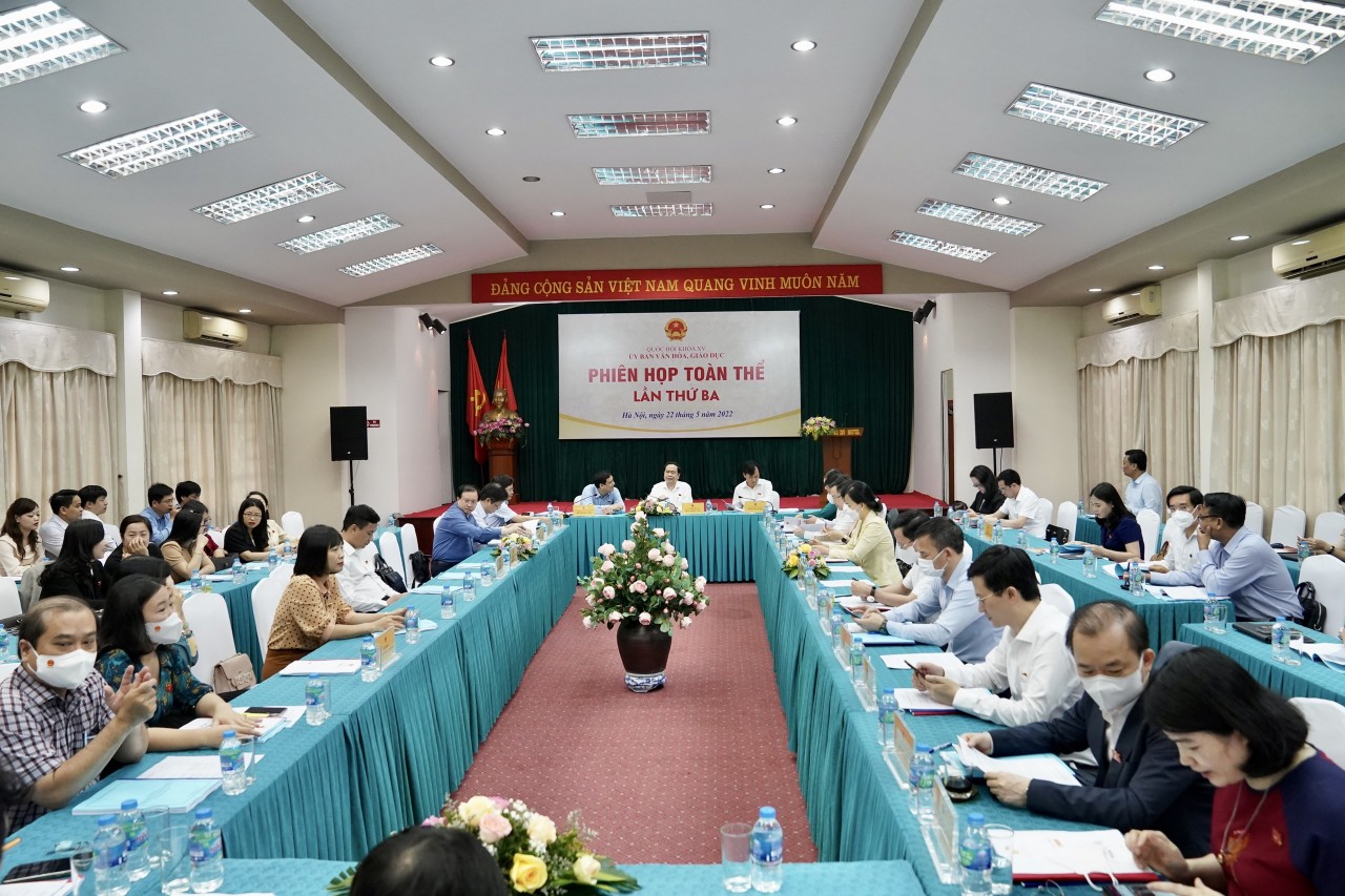 Toàn cảnh phiên họp. Ảnh: Cổng TTĐT Quốc hội. Toàn cảnh phiên họp. Ảnh: Cổng TTĐT Quốc hội.
