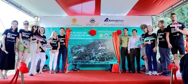 Lễ giới thiệu Trung tâm cứu hộ gấu Việt Nam II tại Vườn quốc gia Bạch Mã. Ảnh: Lễ giới thiệu Trung tâm cứu hộ gấu Việt Nam II tại Vườn quốc gia Bạch Mã. Ảnh:
