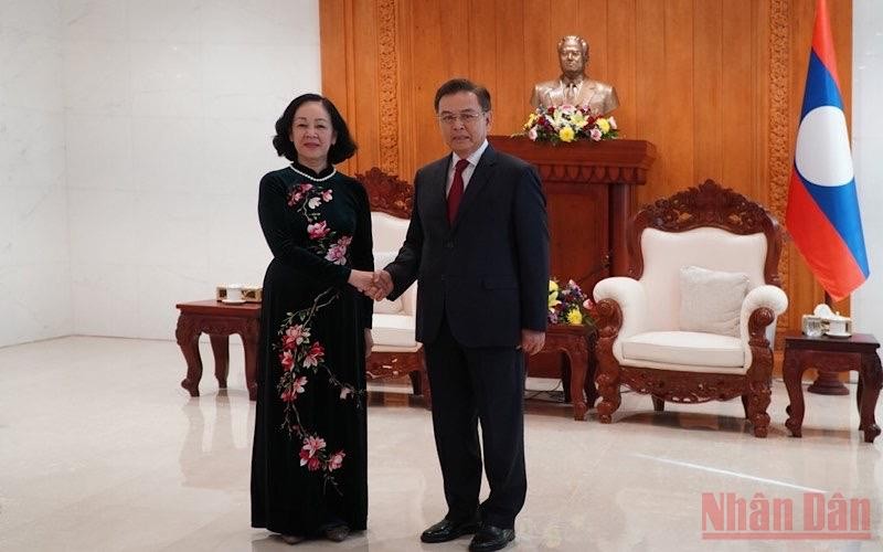 Chủ tịch Quốc hội Lào Saysomphone Phomvihane (phải) đón tiếp đồng chí Trương Thị Mai tại trụ sở Quốc hội Lào, chiều 31/5. Ảnh: Xuân Sơn. Chủ tịch Quốc hội Lào Saysomphone Phomvihane (phải) đón tiếp đồng chí Trương Thị Mai tại trụ sở Quốc hội Lào, chiều 31/5. Ảnh: Xuân Sơn.