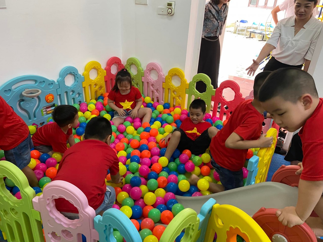 con mình được vui chơi, phục hồi chức năng trong môi trường y tế chất lượng cao, thân thiện và văn minh. con mình được vui chơi, phục hồi chức năng trong môi trường y tế chất lượng cao, thân thiện và văn minh.