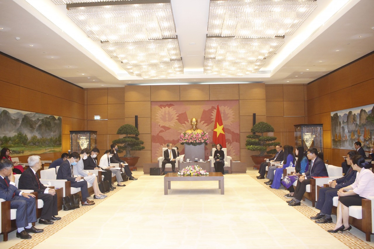Quang cảnh buổi tiếp Đại sứ Đặc mệnh toàn quyền Nhật Bản tại Việt nam. Ảnh: Thành Luân Quang cảnh buổi tiếp Đại sứ Đặc mệnh toàn quyền Nhật Bản tại Việt nam. Ảnh: Thành Luân