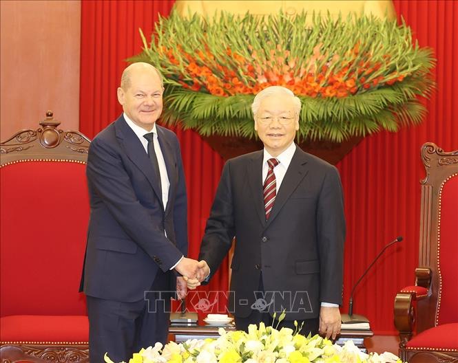 Tổng Bí thư Nguyễn Phú Trọng tiếp Thủ tướng Đức Olaf Scholz thăm chính thức Việt Nam Chú thích ảnh