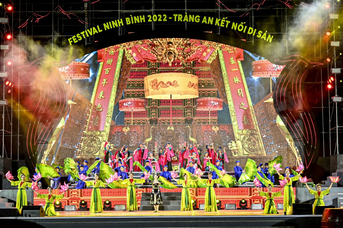 khai mạc festival ninh bình 2022 - tràng an kết nối di sản hình ảnh 2 khai mac festival ninh binh 2022 - trang an ket noi di san hinh anh 2