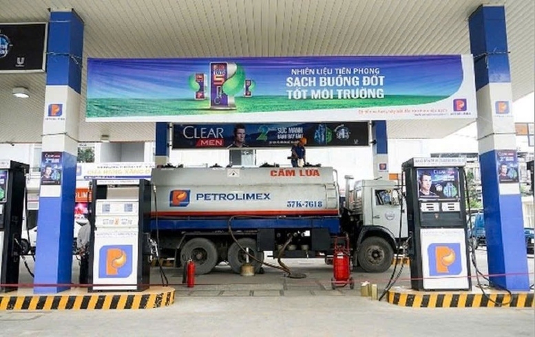 Petrolimex стала первой компанией, которая соблюдает государственные нормативы в выборе экологически чистых продуктов -фото: ВГП / Минь Тхи Petrolimex стала первой компанией, которая соблюдает государственные нормативы в выборе экологически чистых продуктов -фото: ВГП / Минь Тхи
