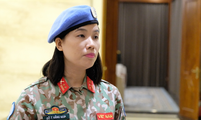 Do Thi Hang Nga is the first Vietnamese female officer to join the United Nations peacekeeping operations. Photo by VnExpress/Hoang Thuy. 4804 nga