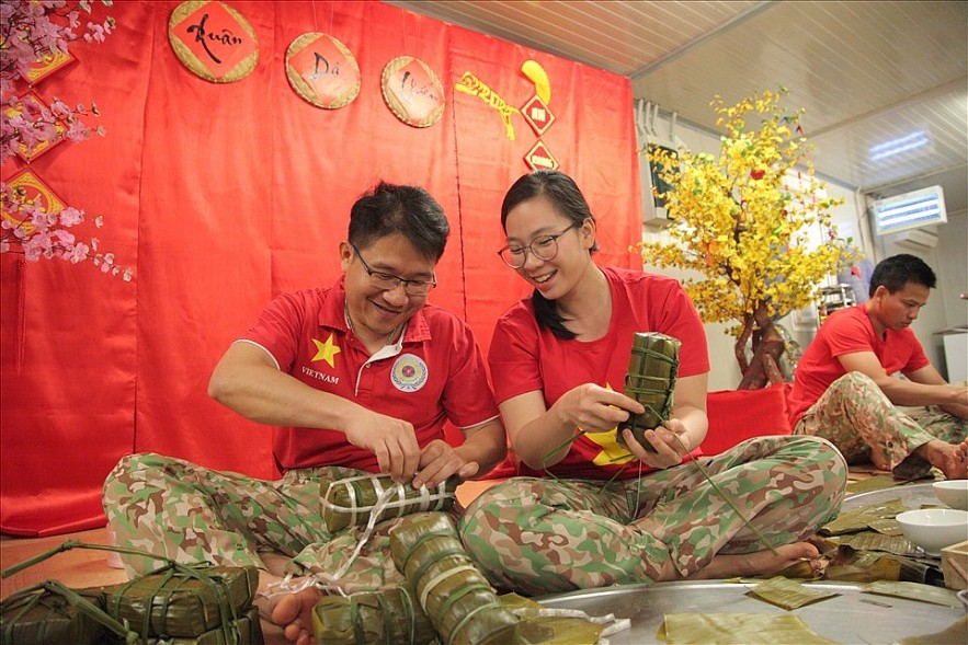 Due to the Covid-19 pandemic and the most severe flooding last year, it is hard to find materials for the Tet celebration. Due to the Covid-19 pandemic and the most severe flooding last year, it is hard to find materials for the Tet celebration.