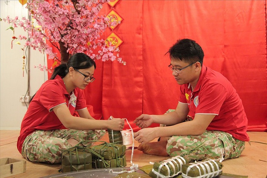 The management of the hospital make a detailed plan on cultural and spiritual activities to ensure Vietnamese peacekeepers enjoy a joyful Tet celebration. The management of the hospital make a detailed plan on cultural and spiritual activities to ensure Vietnamese peacekeepers enjoy a joyful Tet celebration.