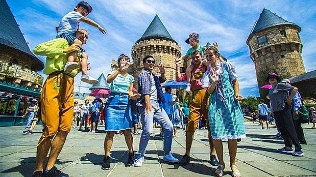 Foreign visitors in Da Nang City (Photo: tourdanangcity.vn) Foreign visitors in Da Nang City (Photo: tourdanangcity.vn)