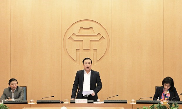Vice Chairman of the Hanoi People’s Committee Chu Xuan Dung speaks at the meeting (Photo: VNA) 3115-dung