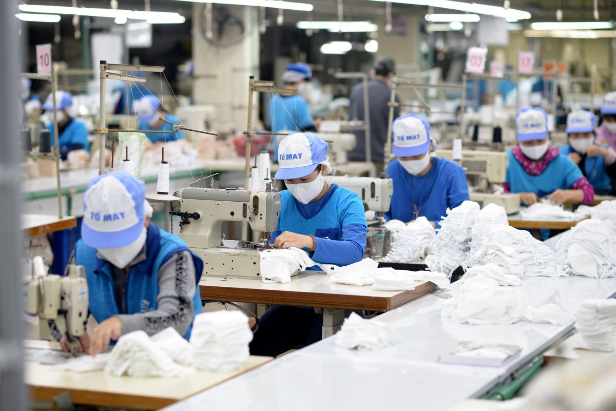 vietnam cambodia trade up 64 percent in two months