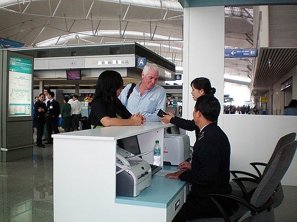 Vietnam Restores Visa Exemption for 13 Countries Vietnam Restores Visa Exemption for 13 Countries