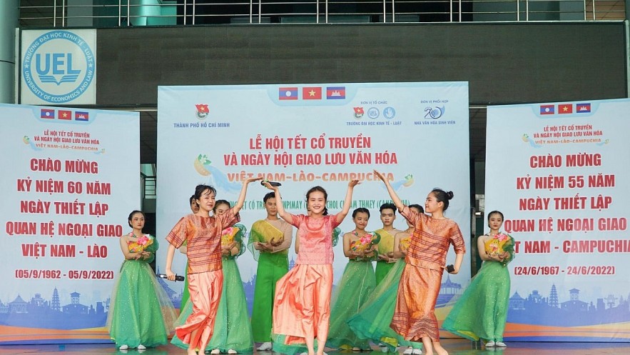3,000 Vietnamese, Lao, Cambodian Students in HCM City Celebrate Traditional Festivals 3,000 Vietnamese, Lao, Cambodian Students in HCM City Celebrate Traditional Festivals