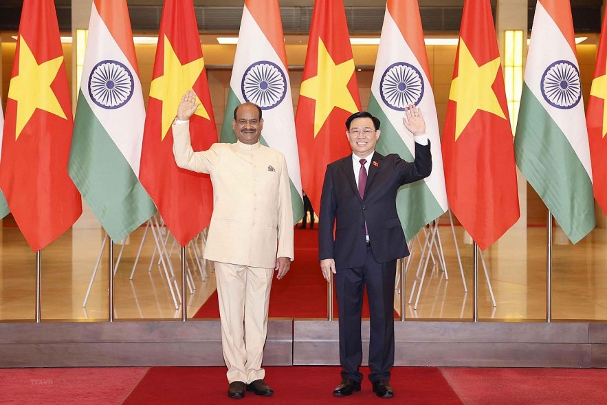 Speaker of the Indian Lok Sabha Visits Vietnam Speaker of the Indian Lok Sabha Visits Vietnam
