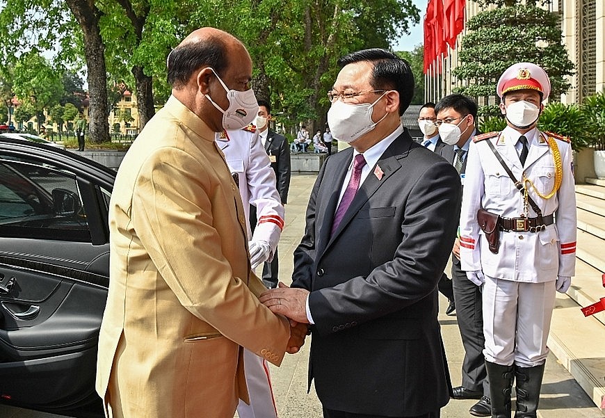 Speaker of the Indian Lok Sabha Visits Vietnam Speaker of the Indian Lok Sabha Visits Vietnam