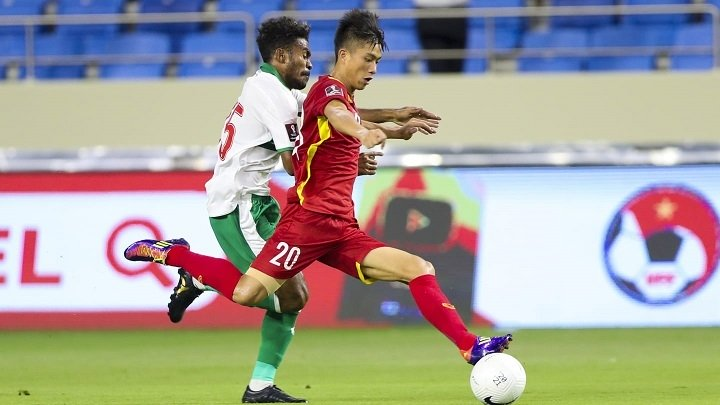 Vietnam's Phan Van Duc (in red) in action during their Group G match against Indonesia in the World Cup Asian qualifiers on June 7. (Photo: AFC) Vietnam's Phan Van Duc (in red) in action during their Group G match against Indonesia in the World Cup Asian qualifiers on June 7. (Photo: AFC)