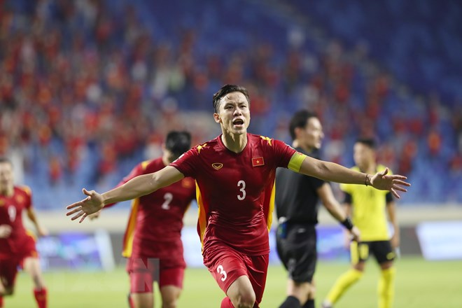 Que Ngoc Hai celebrates with joy after scoring the winning goal for Park Hang-seo's side. (Photo: VN+) Que Ngoc Hai celebrates with joy after scoring the winning goal for Park Hang-seo's side. (Photo: VN+)