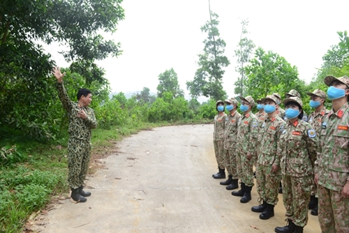 The course attracting the participation of ten officers from difference services and arms The course attracting the participation of ten officers from difference services and arms