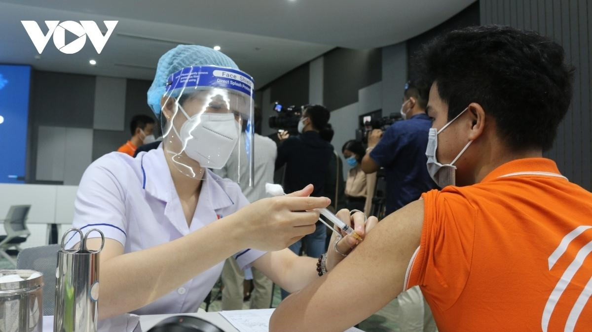Vingroup Builds Vaccine Plant Amidst Covid-19 Infection Surge Vingroup Builds Vaccine Plant Amidst Covid-19 Infection Surge